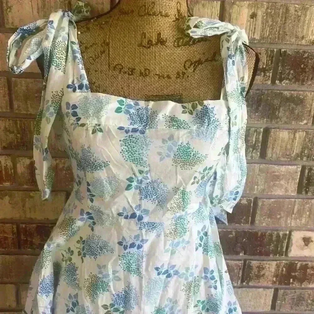 NWOT mini floral dress size M - Picture 4 of 6